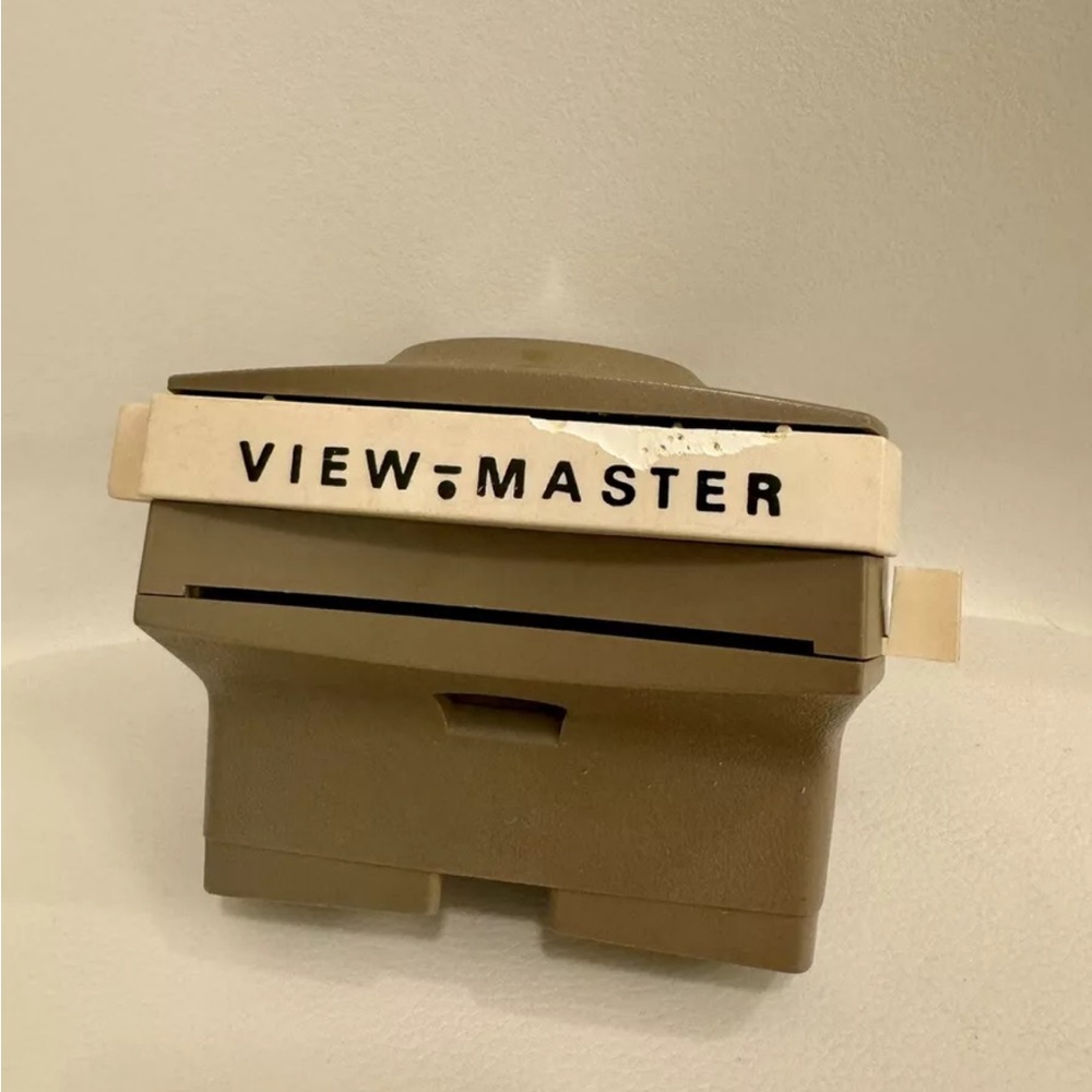 Vintage Sawyers Viewmaster Lighted Viewer Tan Brown